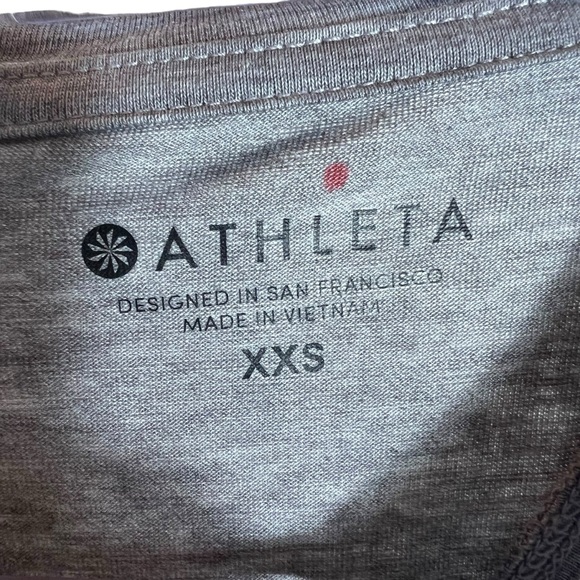 Athleta Essence Relaxed High Low Tank, XXS - Picture 3 of 6